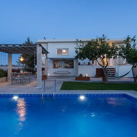 Willa G&k, An Enchanting Secluded Retreat