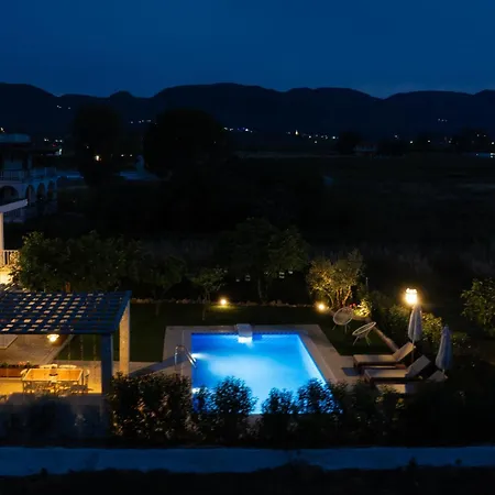 G&k, An Enchanting Secluded Retreat Willa *
